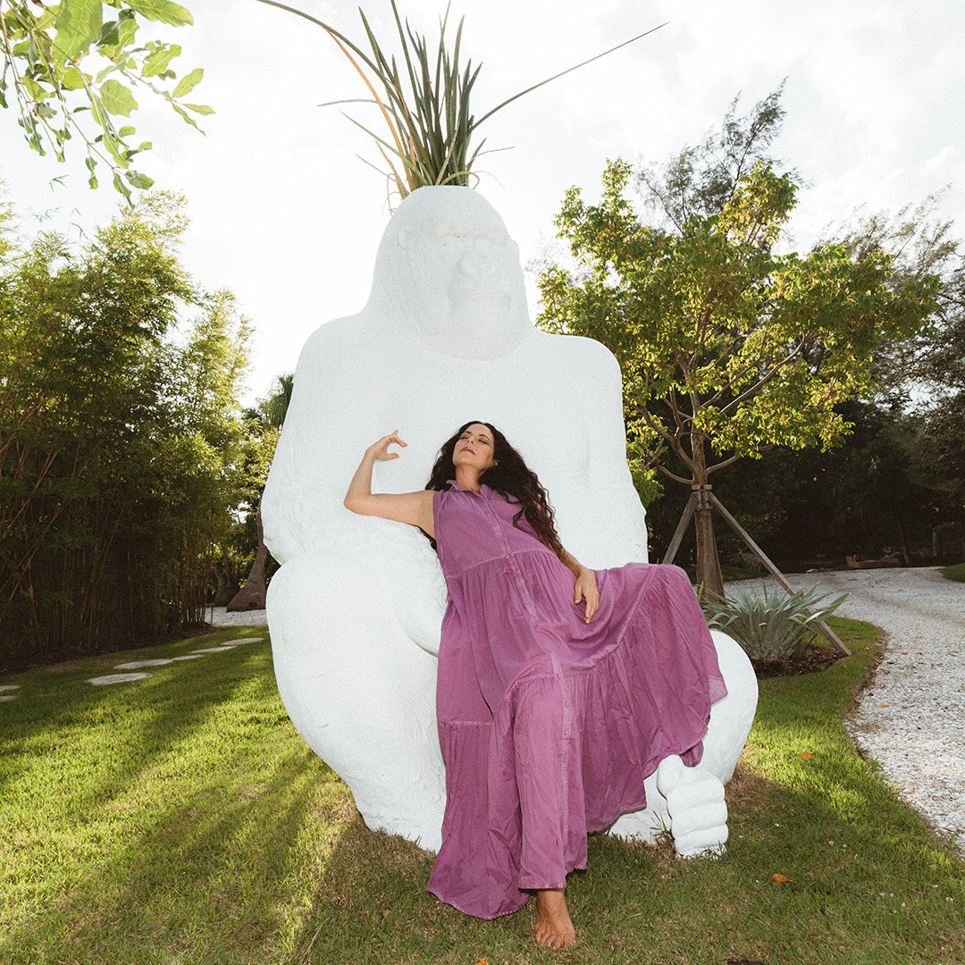 Life Size Animal - Jumbo Silverback Gorilla Plant The Future