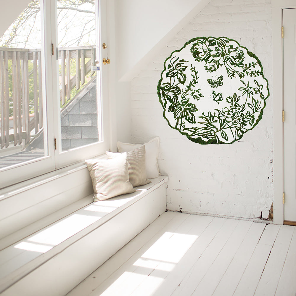 Moss Art - "Enchanted Garden" (4' Diameter)