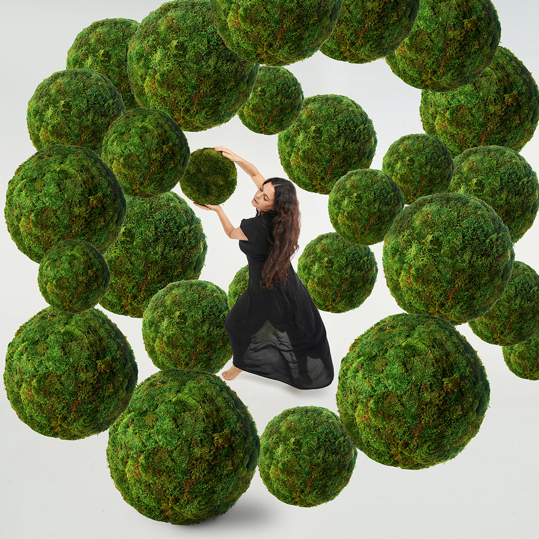 Moss Sphere - Floor